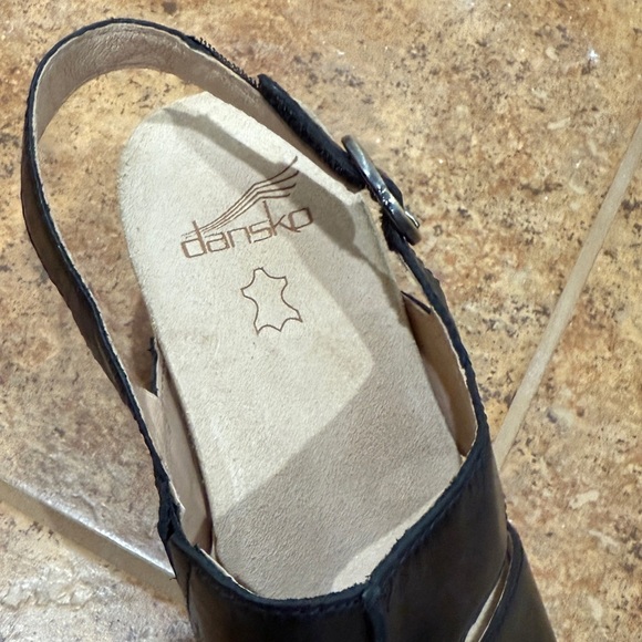 New Dansko Woman Tatiana Leather Heel Sandals Sz 38 Black Classic Comfort Boho - Picture 10 of 12